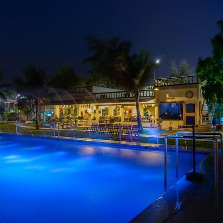 Quality Inn Palms Gāndhīdhām Εξωτερικό φωτογραφία