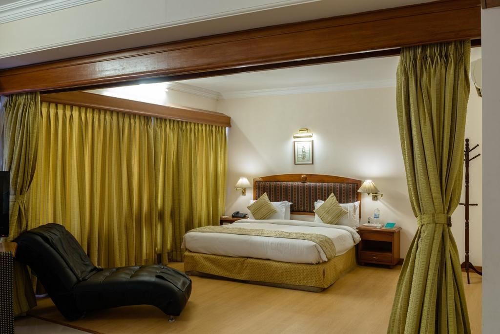 Quality Inn Palms Gāndhīdhām Εξωτερικό φωτογραφία