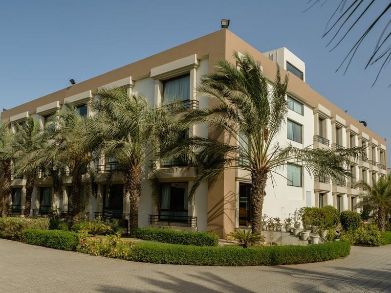 Quality Inn Palms Gāndhīdhām Εξωτερικό φωτογραφία