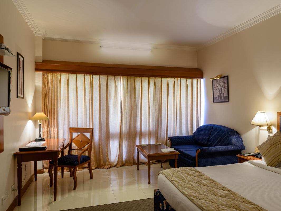 Quality Inn Palms Gāndhīdhām Εξωτερικό φωτογραφία