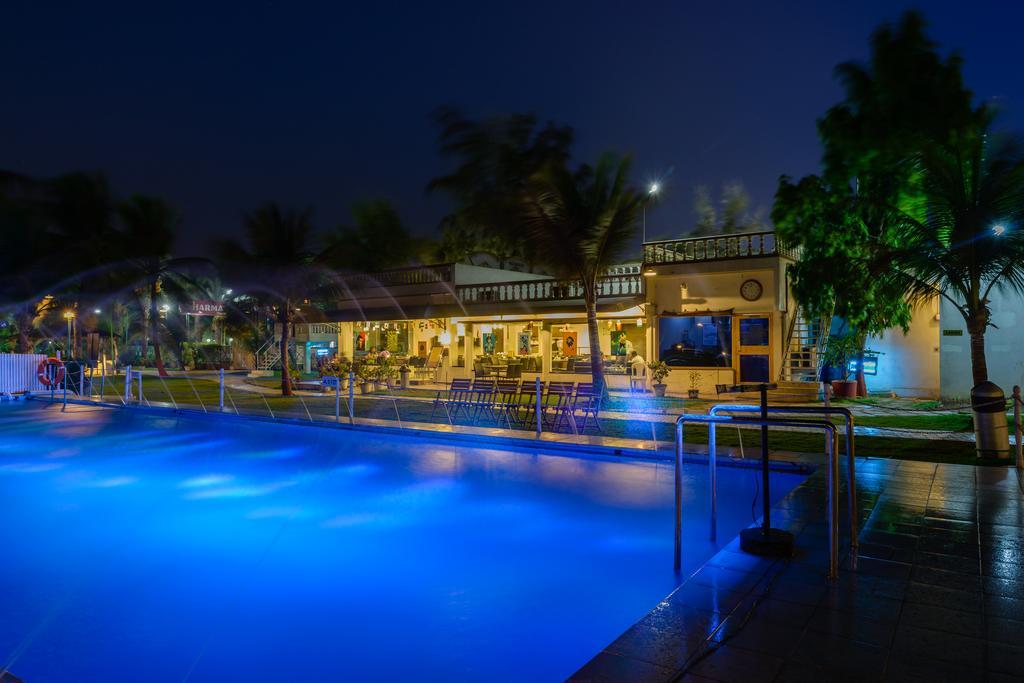 Quality Inn Palms Gāndhīdhām Εξωτερικό φωτογραφία