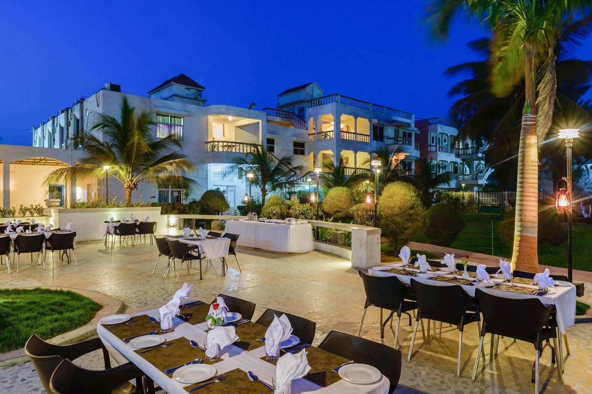 Quality Inn Palms Gāndhīdhām Εξωτερικό φωτογραφία